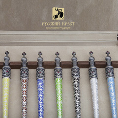 Кисть для помазания с горячей эмалью.