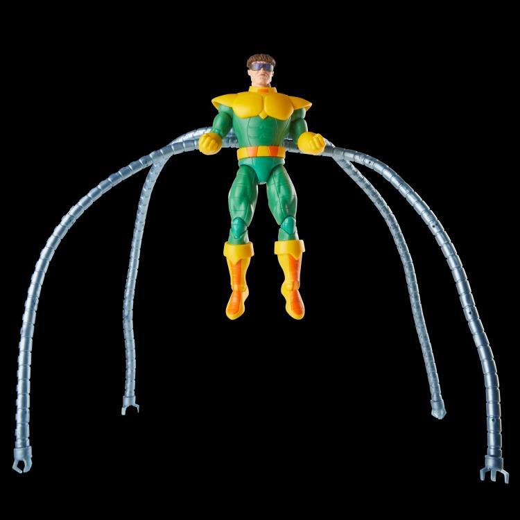 Фигурки Marvel Legends VHS Series: Doc Ock & Aunt May (2 Pack