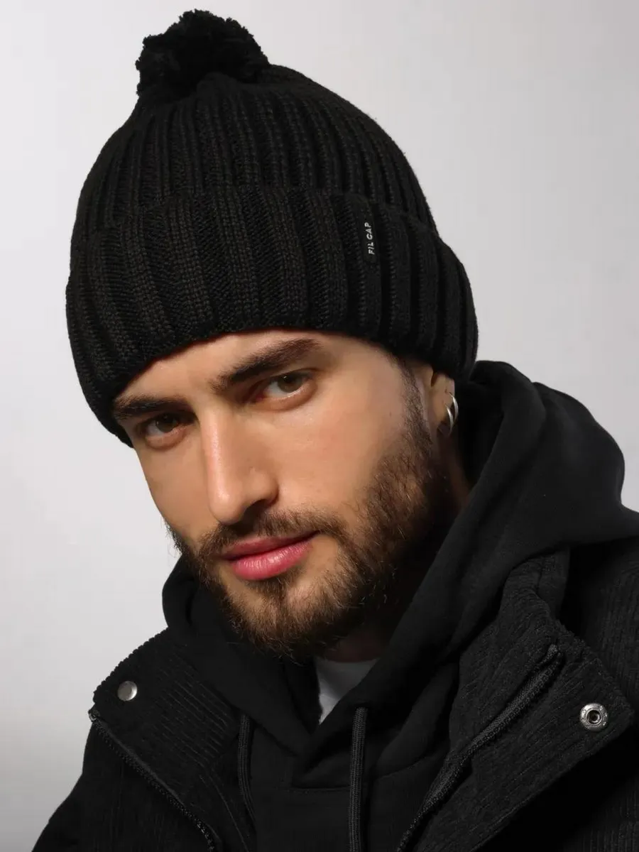 Шапка зимняя с помпоном весенняя