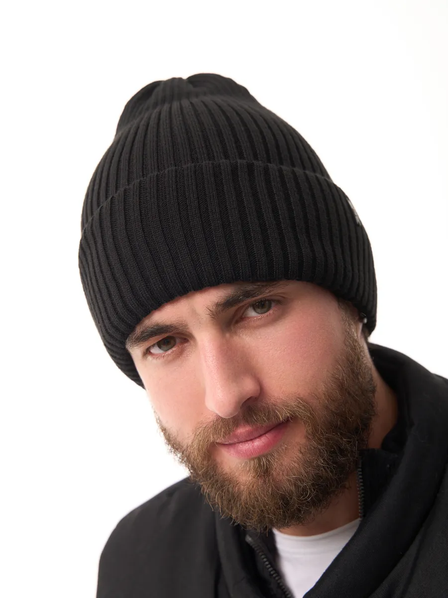 Шапка осенняя бини вязаная зима