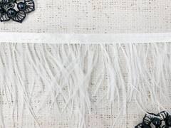 Кант с пером страуса, ш. 7-10 см, белый