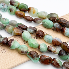 Хризопраз с включениями бусины, галтовка, размер около 7-10 мм, цена за нить 38 см
