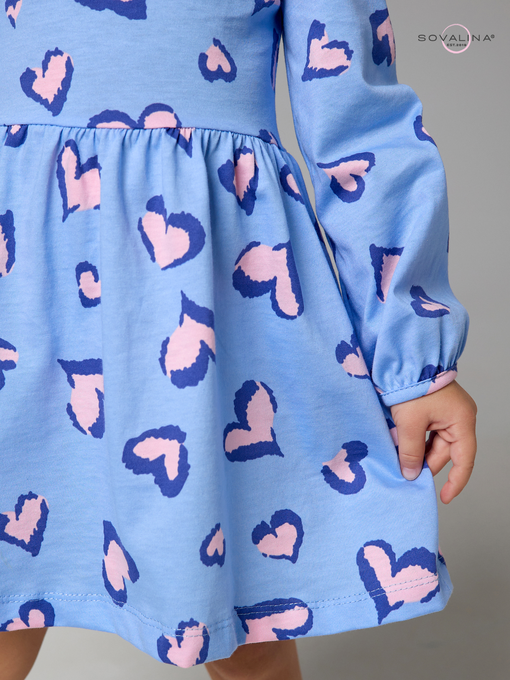 Платье Моана розовые сердечки на голубом