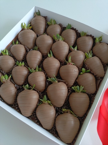 Клубника в шоколаде 