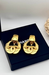 Серьги крупные CHANEL из латуни с круглыми подвесками