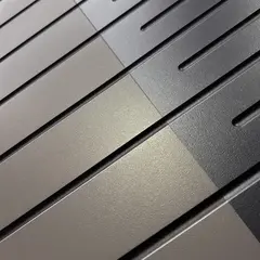 Входная металлическая дверь с зеркалом Бункер HIT Хит B-15 Веллюто кофе / зеркало Макси ФЛЗ - 1 Белый софт