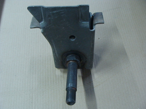 кронштейн рессоры передней УАЗ 3962 правый с осью (малолистовая подвеска)  3962-00-2902440-00