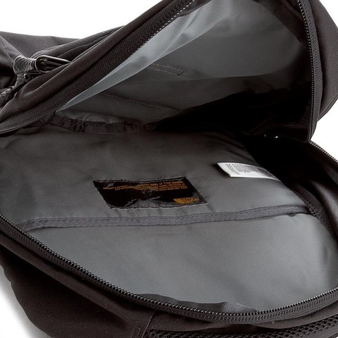 Картинка рюкзак для ноутбука The North Face vault Tnf Black - 4