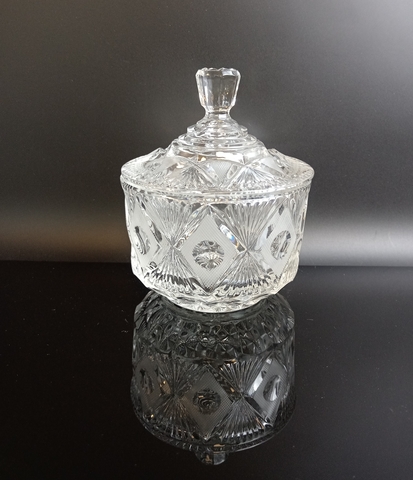 Конфетница, сахарница хрустальная с крышкой, геометрический орнамент, Бахметьевский завод, винтаж 1970-1990 гг