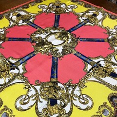 Платок из шёлка-твил кинжалы 66*66 арт.П02