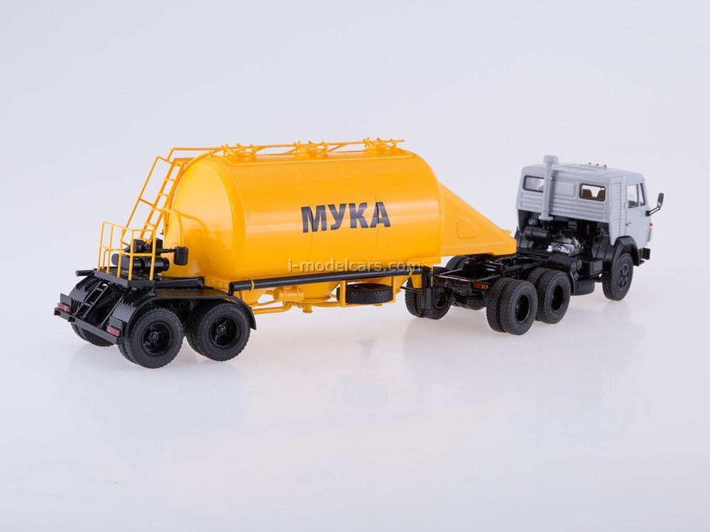 KAMAZ-54112 with semitrailer flour carrier ASP-25 1:43 Start KAMAZ-54112 with semitrailer flour carrier ASP-25 1:43 Start