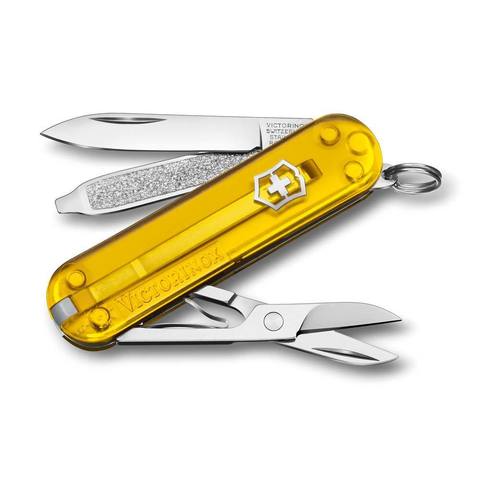 Нож-брелок Victorinox Classic SD Transparent Colors, Tuscan Sun (0.6223.T81G) 7 функций, 58 мм. в сложенном виде, цвет жёлтый полупрозрачный | Wenger-Victorinox.Ru