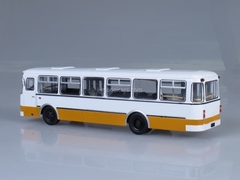 LIAZ-677M white-ocher 1990 Soviet Bus (SOVA) 1:43