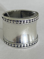 Ожерелье (кольцо из серебра)