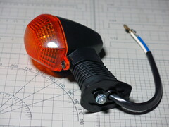 Поворотник Suzuki передний правый 3 провода