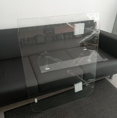 Стекло ветровое верхнее VOLVO VOE14506807