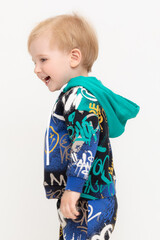 жакет  для мальчика  КР 302650/черный,яркое граффити к526