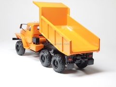 Ural-55571 tipper orange Elecon 1:43