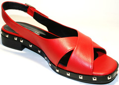 Красные босоножки на низком каблуке. Кожаные сандали женские Marani Magli - Red.