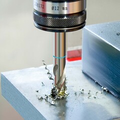 Метчик М16х2,0 (Машинный, винт.) DIN376 HSS-G 6h C/2-3P R35 110мм a=9,0 Ruko 233160