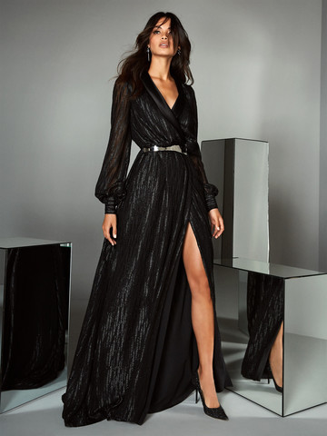 Вечернее платье классическое черное с длинными рукавами