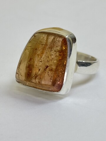 Сингл (кольцо с турмалином)