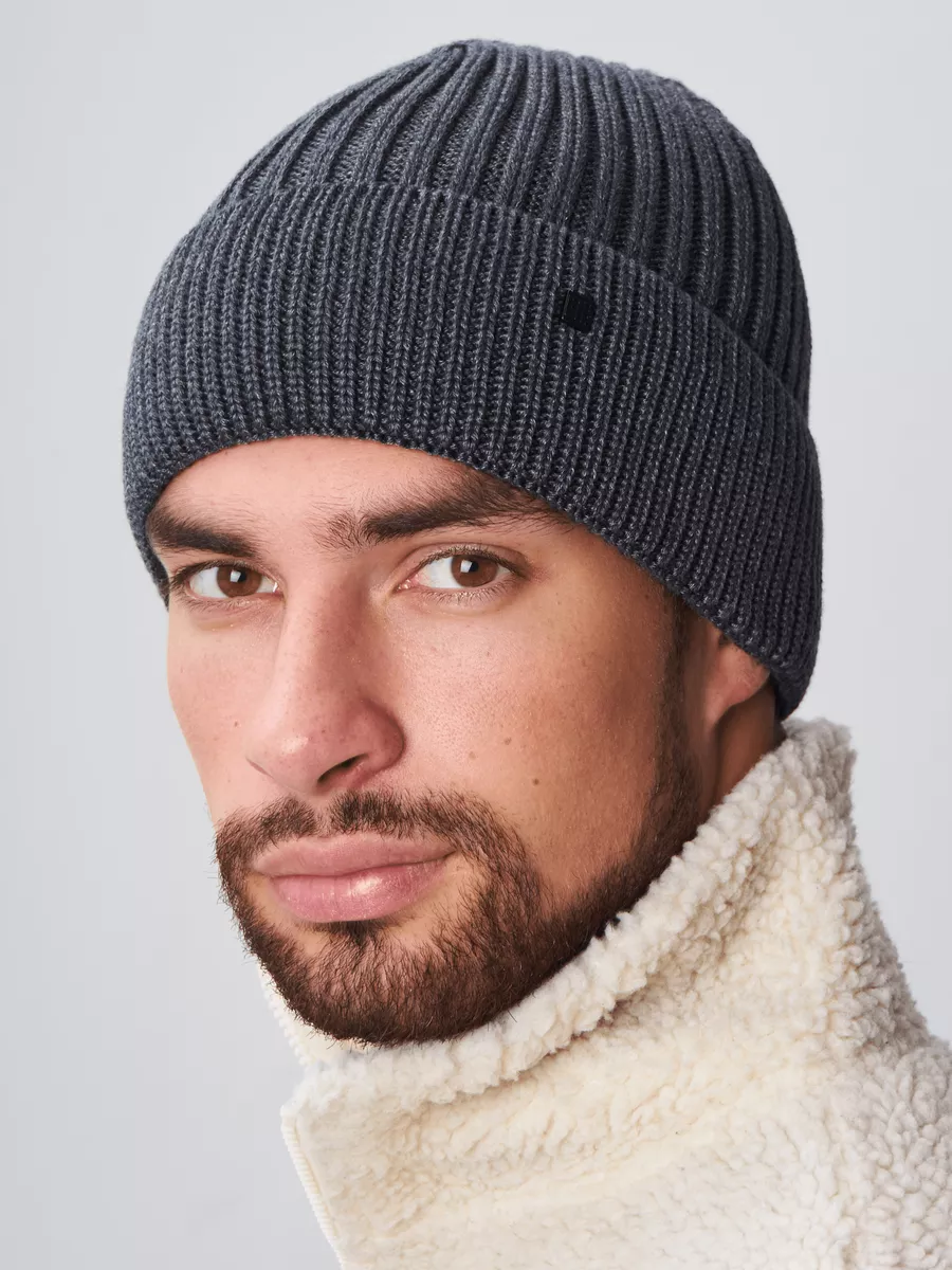 Шапка бини зимняя весенняя с флисом