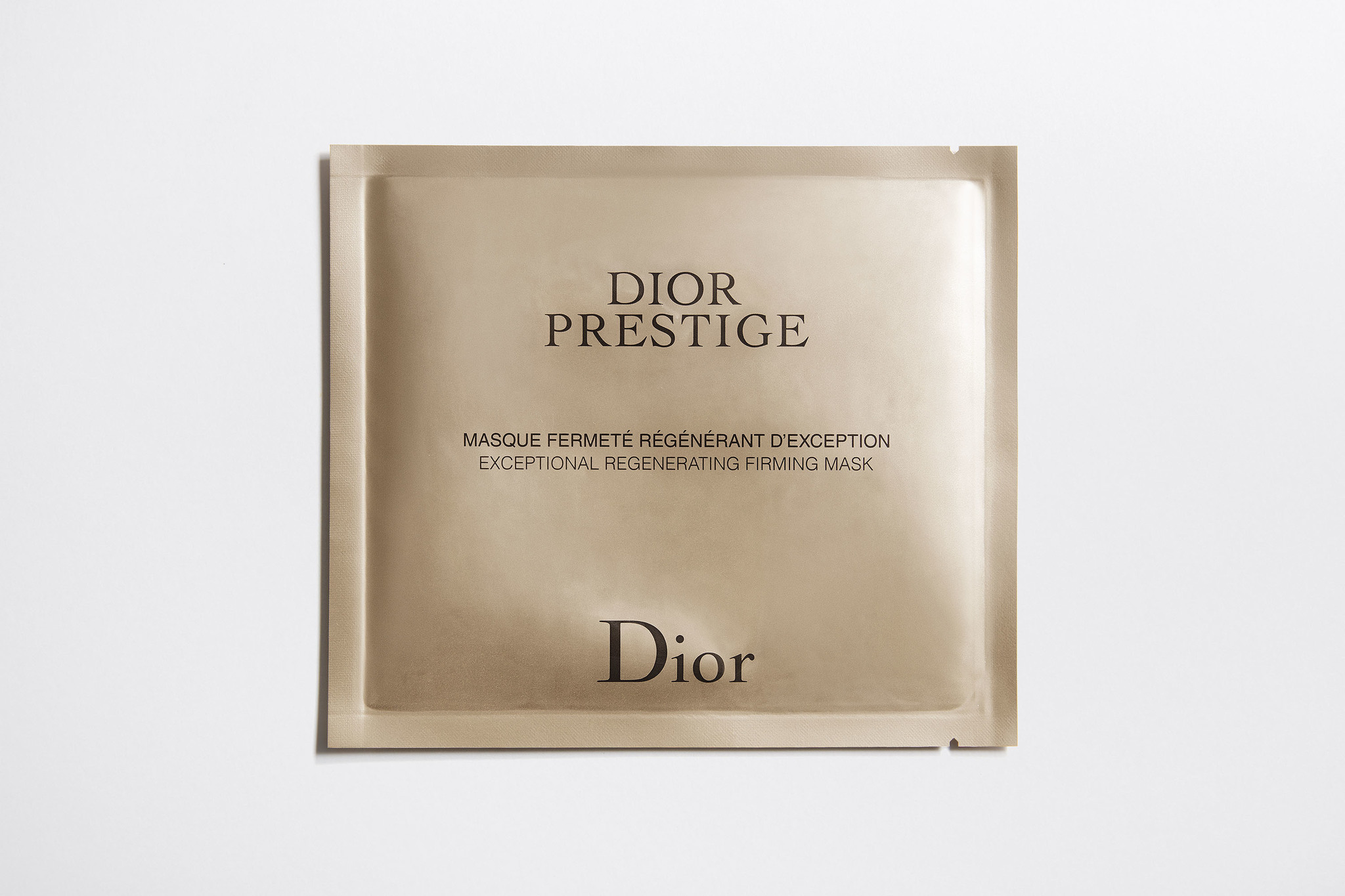 Парфюм маски отзывы. Dior Prestige набор. Маска для лица диор Престиж. Маска диор для лица тканевая. Маска с лицом дио.