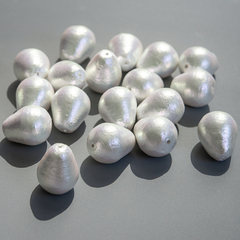 Хлопковый жемчуг, оттенок "Rich White", капля 16*20мм, сквозное отверстие