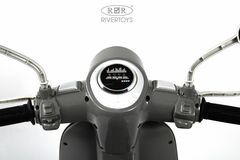 Детский электроскутер Vespa Z222ZZ