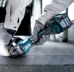 Угловая шлифовальная машина с диском 125 мм XGT® Makita GA023GZ