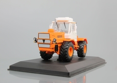 Tractor T-150K first generation 1:43 Hachette #92