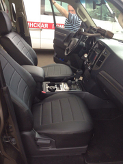 Чехлы на Mitsubishi Pajero 3 2000–2006 г.в.