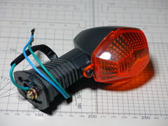 Поворотник suzuki задний левый