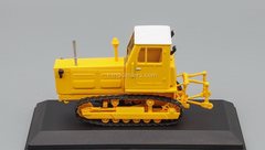 Tractor T-4A second generation yellow 1:43 Hachette #132