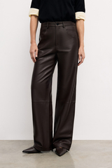 Trousers chocolate color