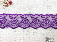 Вышивка на органзе, ш. 4,3 см.