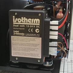 Компрессорный автохолодильник Isotherm BI29L/V (29 л, 12/24, встраиваемый)