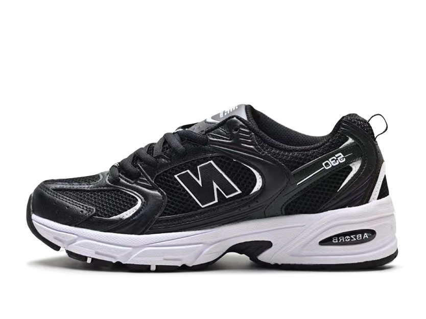 New Balance 530 .