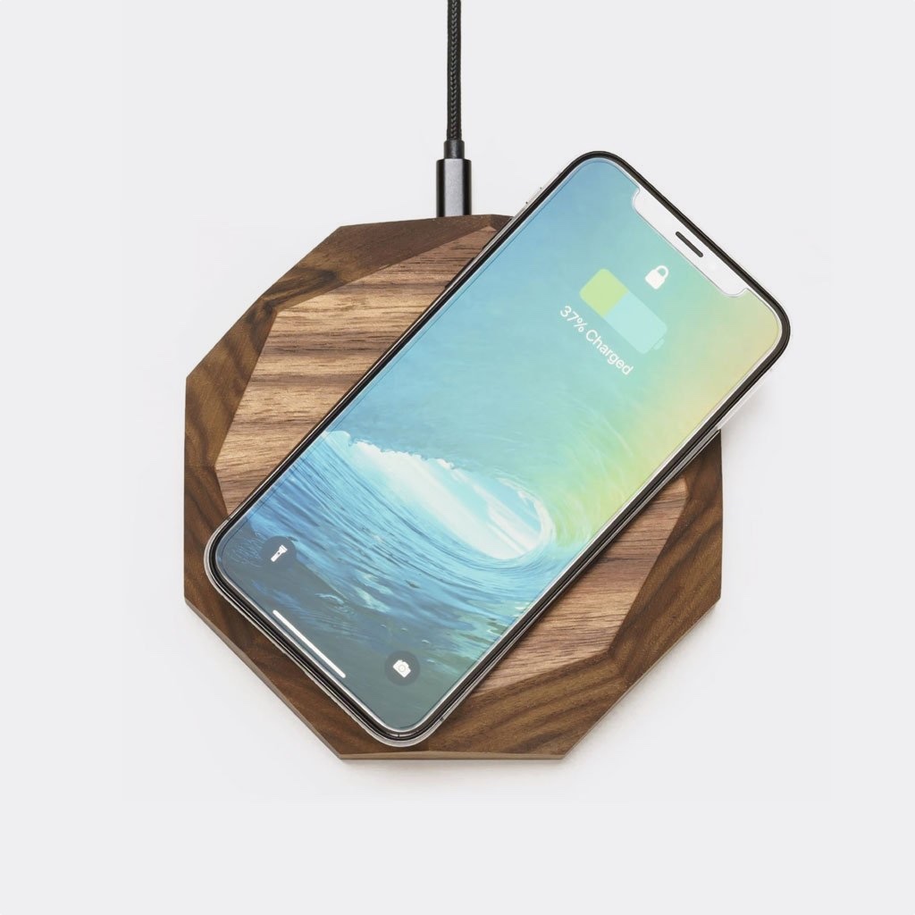 Oakywood Wireless Charger Walnut