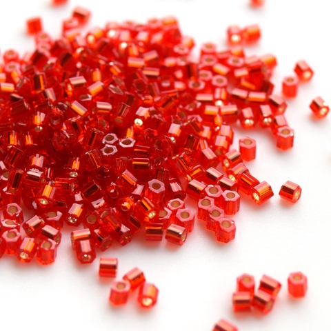 Бисер Тохо Hexagon 11/0 0025 оранжево-красный