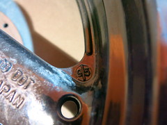 Колесо заднее Suzuki GSF 250 Bandit в сборе