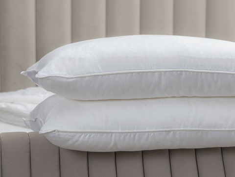 Подушка шелковая средняя 50x70 Luxe Dream Grace Silk GC1001