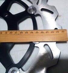 Диск тормозной передний лепестковый на Kawasaki ZX6R NINJA, ZX6R NINJA, ZX6RR NINJA, ER6F / ER6FN, Z 750/750-ABS