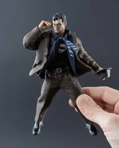 Фигурка Кларк Кент - Супермен Защитник Метрополиса Лимитированная серия