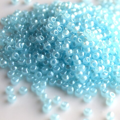 Бисер Тохо круглый 11/0 0143 бледно-голубой перл/Toho round