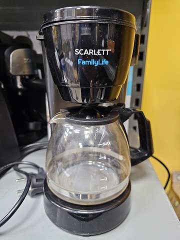 Кофеварка капельная SCARLETT SC-CM33018 (б/у)