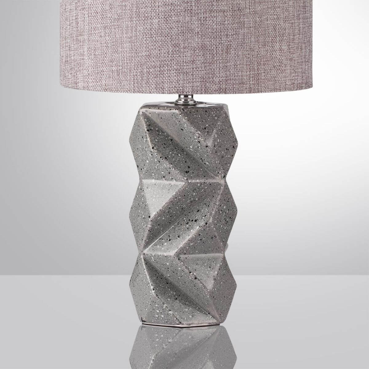 Настольная лампа Lumion Moderni Beina 8136/1T