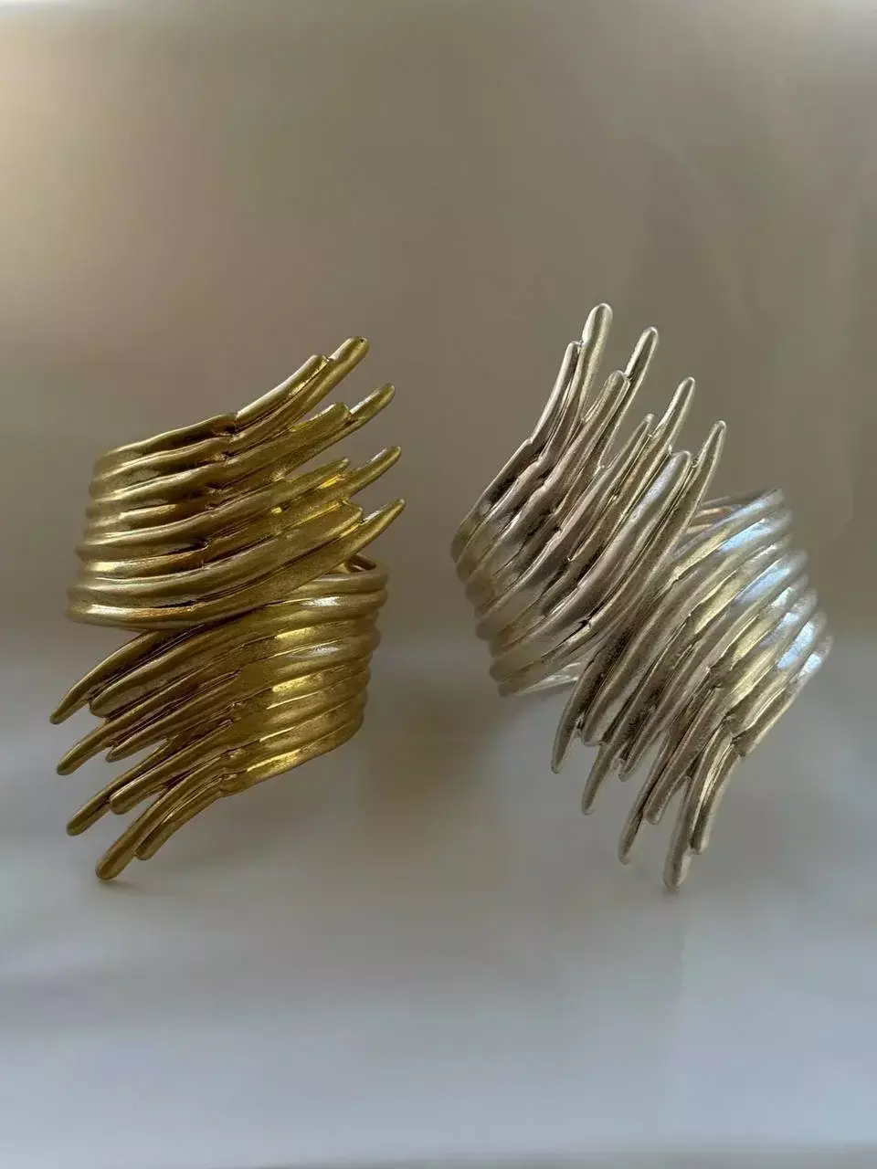 Браслет под серебро острые грани