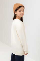 джемпер  для девочки  КР 302670-1/молочный